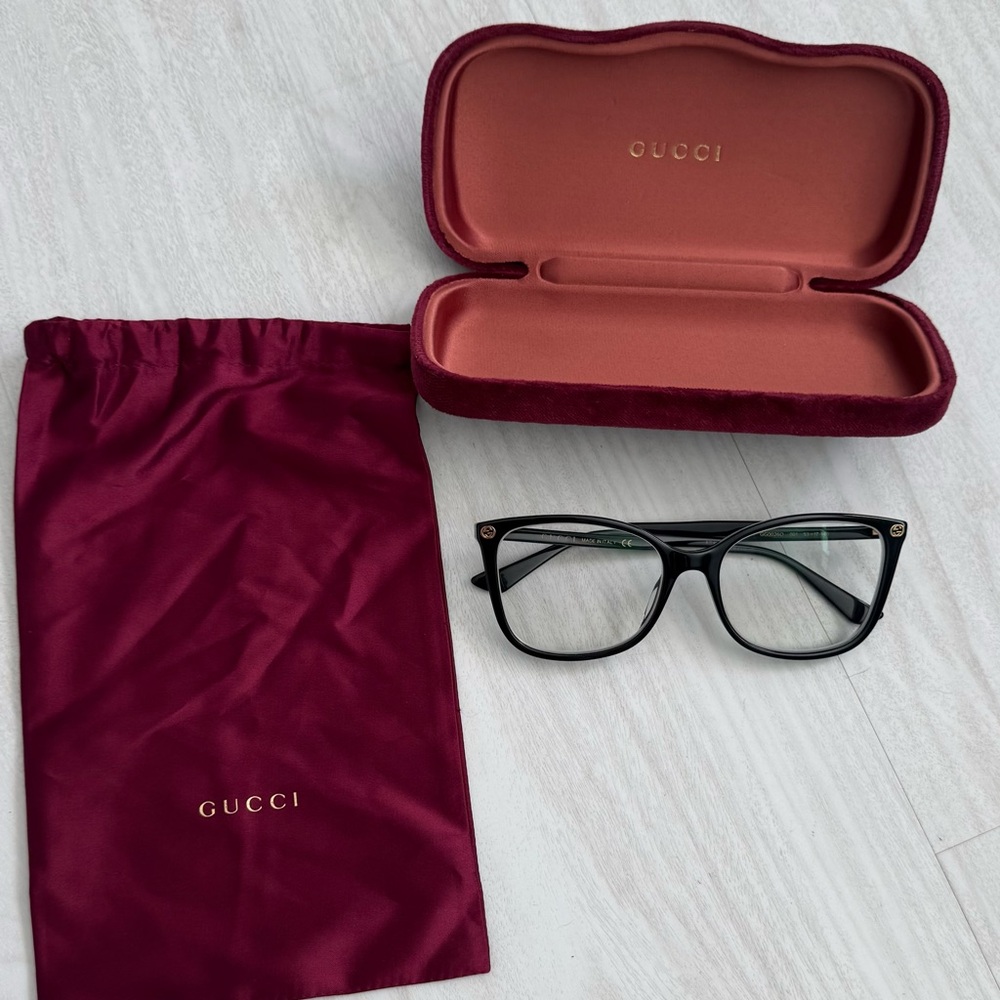 Gucci Black Square Glasses with Burgundy Case